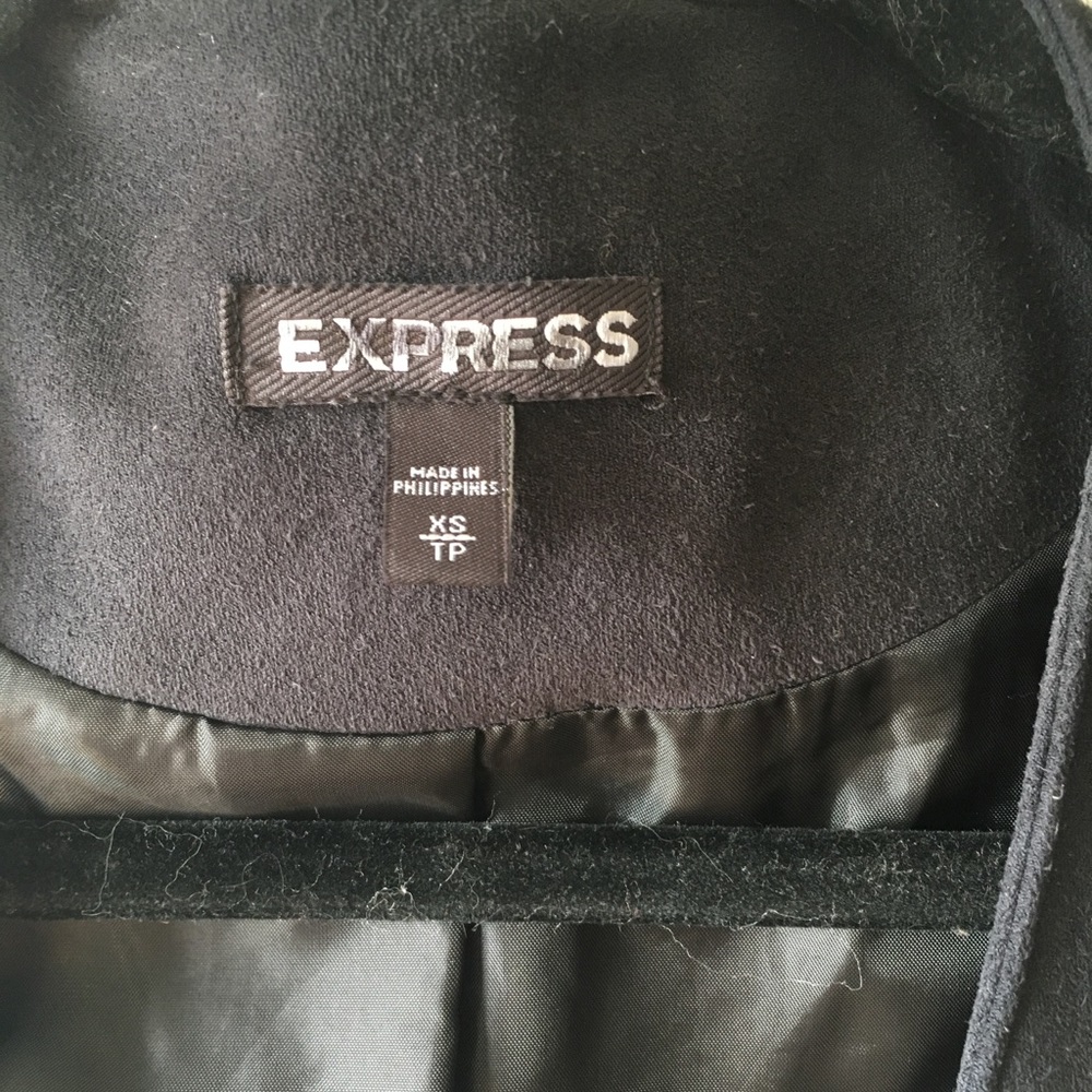 Express Vest - Picture 3 of 8